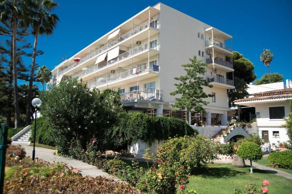 Carihuela Palace Torremolinos Exterior foto