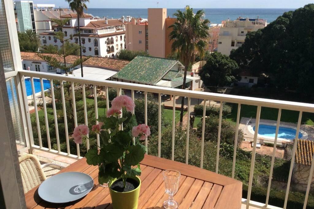Carihuela Palace Torremolinos Exterior foto